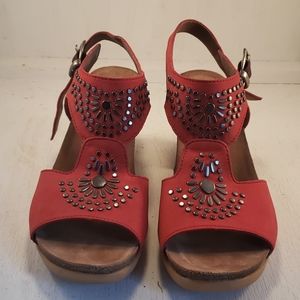 Coral Dansko sandals size 8